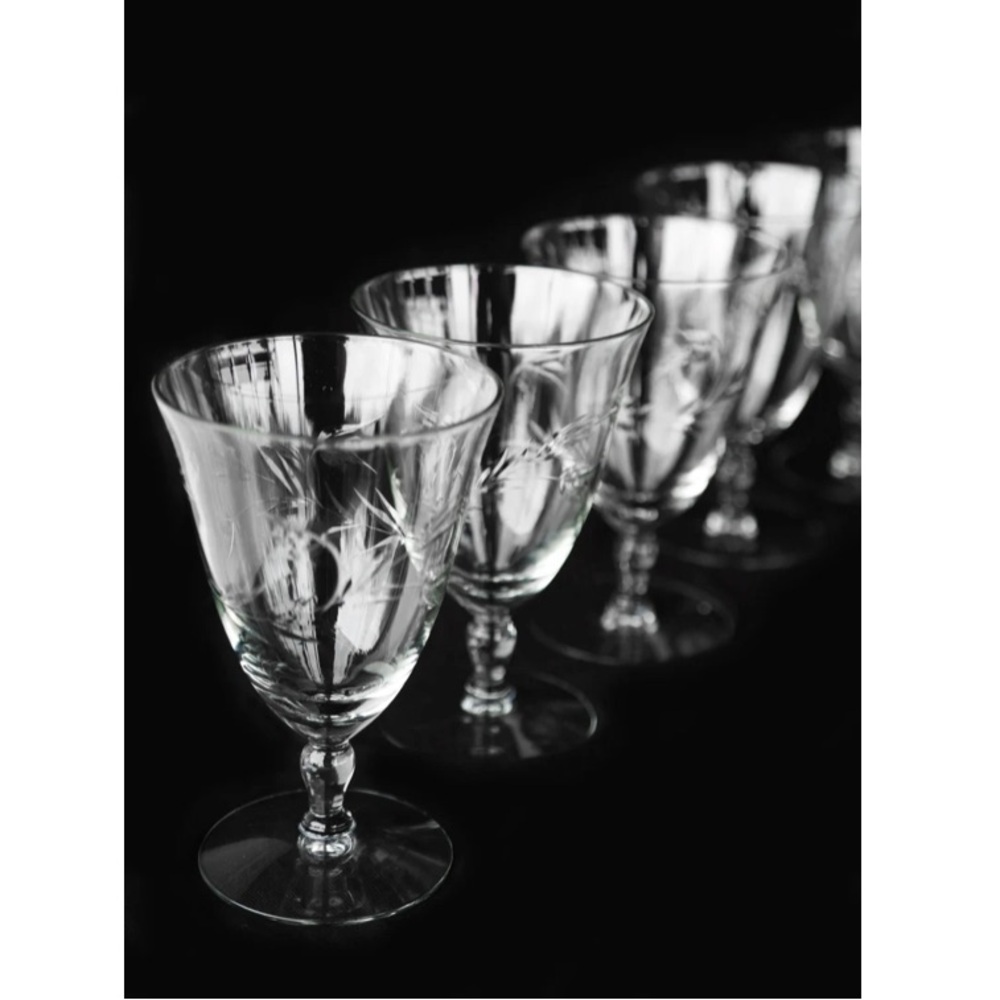 Antique Vintage  floral glasses 1940s hand blown etched drinking glasses 5